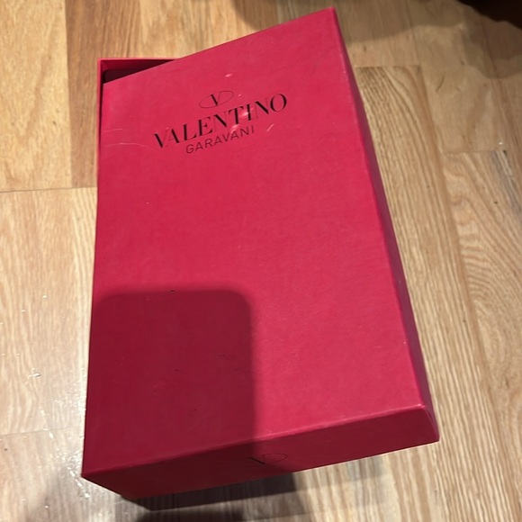 Valentino Shoes - Picture 5 of 7